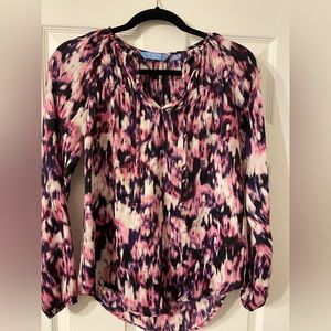 Beautiful Vera Wang blouse